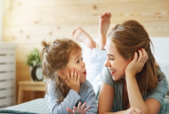 父母怎么刺激兩歲寶寶說話？