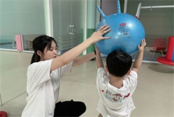 如何判斷孩子是否需要感統(tǒng)培訓？