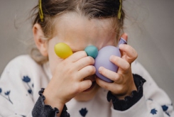 孩子情緒不穩(wěn)是感統(tǒng)失調(diào)的表現(xiàn)嗎？