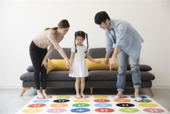 為什么有些寶寶說話晚？和智商有關(guān)系嗎？