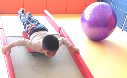 前庭覺感統(tǒng)訓(xùn)練