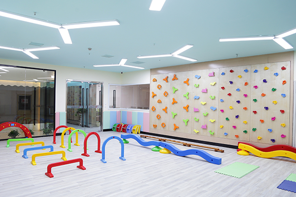 優(yōu)佳加感統(tǒng)訓(xùn)練機構(gòu)