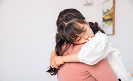 孩子為什么愛粘人呢？