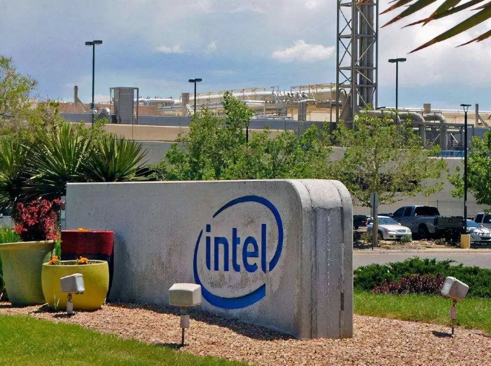 英特爾找到金主，共同建設300億錢德勒工廠(圖1)