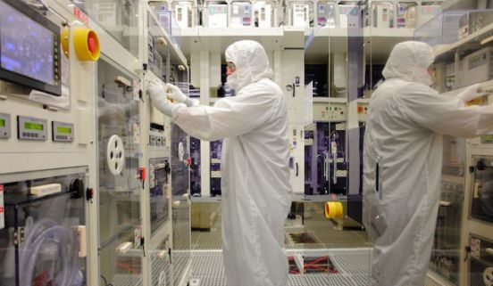 硅晶圓產(chǎn)能供不應(yīng)求，合晶第1季將調(diào)漲10%(圖1)