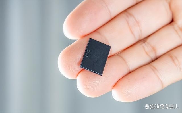 芯片戰(zhàn)重啟，中國(guó)空前“硬氣”，為什么中國(guó)突然不焦慮了？(圖5)