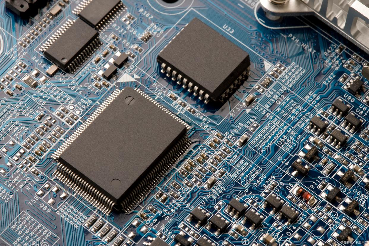 突發(fā)！全球芯片賽道大換血，巨頭放棄中低端，中國廠商：從跟跑到領跑就看這波(圖1)