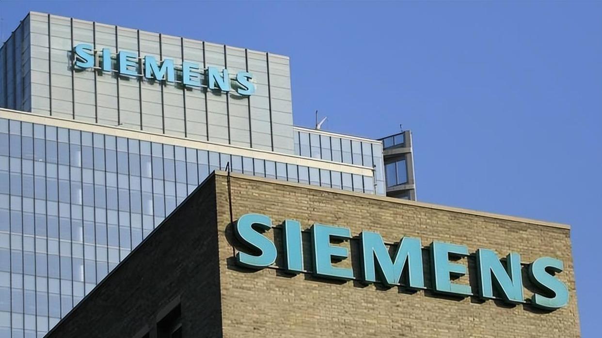 2025芯片大戰(zhàn)迎來分水嶺，中方警告全球“配合美國禁令就是違法”，美媒承認(rèn)中國超越時(shí)刻已到(圖6)