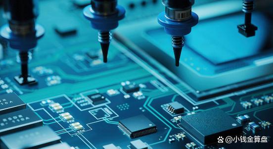 變天！全球芯片市場(chǎng)明年要沖破萬億美元大關(guān)，從“缺芯”到“萬億”，芯片行業(yè)只用了兩年！(圖1)