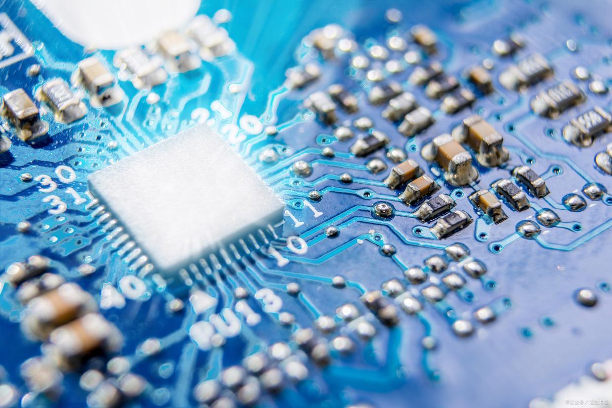 中國(guó)芯片攻關(guān)取得新突破，普通人網(wǎng)速將更快更便宜(圖5)